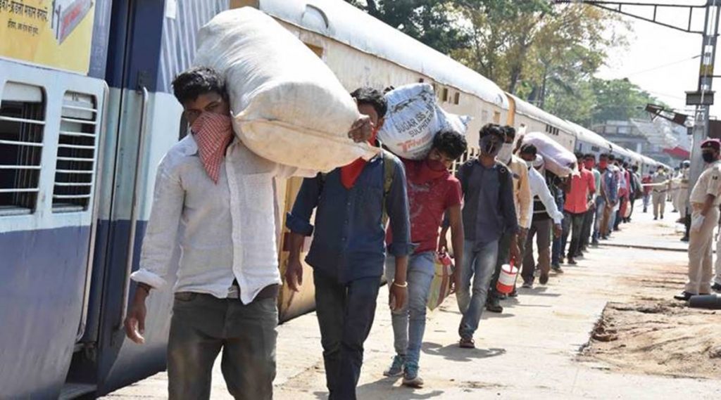 16 migrant laborers killed in Aurangabad