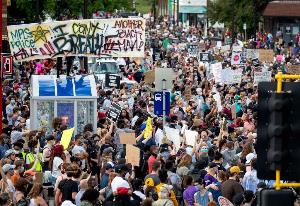 Powerful Images From George Floyd Death