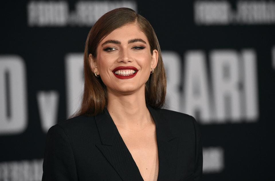 Valentina Sampaio Net Worth, Wiki, Age, Height, Family, & Biography