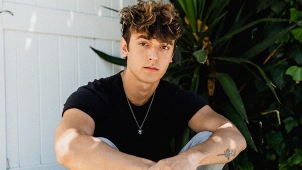 Tiktok Star Bryce Hall, Videos Net Worth, Age, Dating History ...