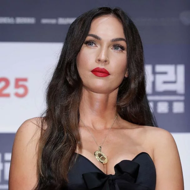 Megan Fox Net worth 2020, Boyfriends, Movies, Biography, Wiki, and Personal Details