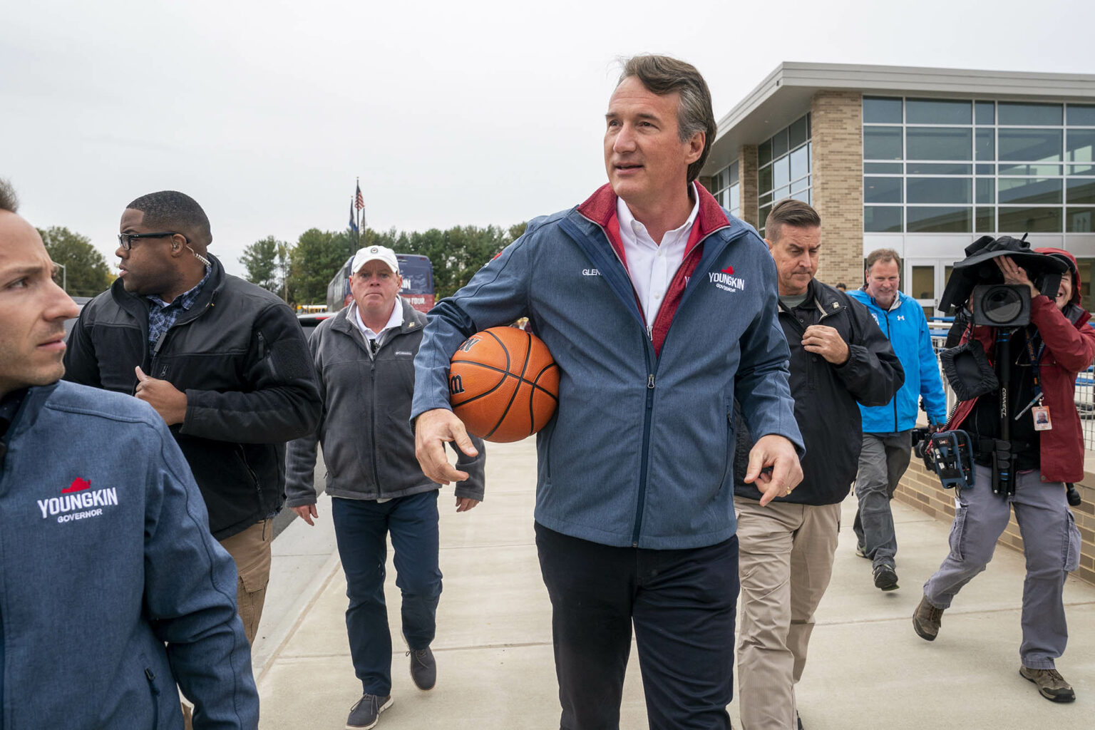 Glenn Youngkin Basketball Stats & Career - World-Wire