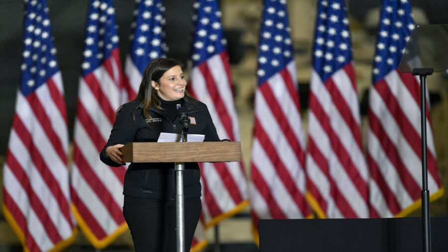  Trump applauds GOP Rep Elise Stefanik 'She'll Be President In 6 Years'