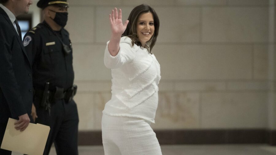  Trump applauds GOP Rep Elise Stefanik 'She'll Be President In 6 Years'