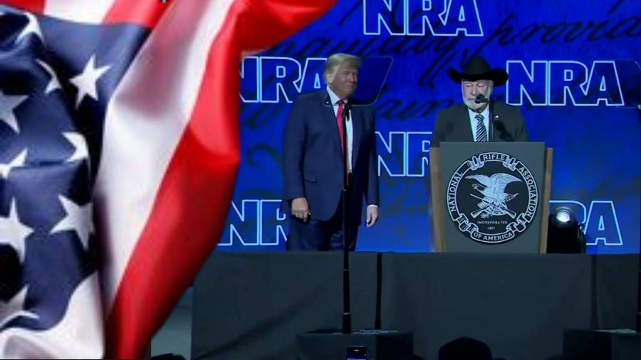 Watch Trump brings up surprise guest on stage, Texas crowds erupt in applause