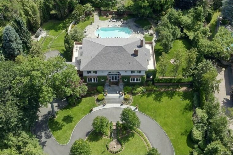 Judge Jeanine Pirro's NY mansion