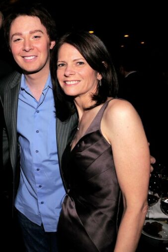 Who is Clay Aiken married to?