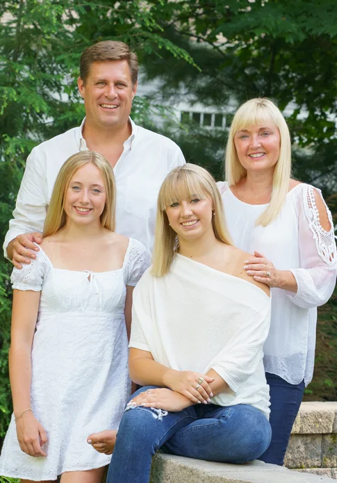 Geoff Diehl Wife and Daughters