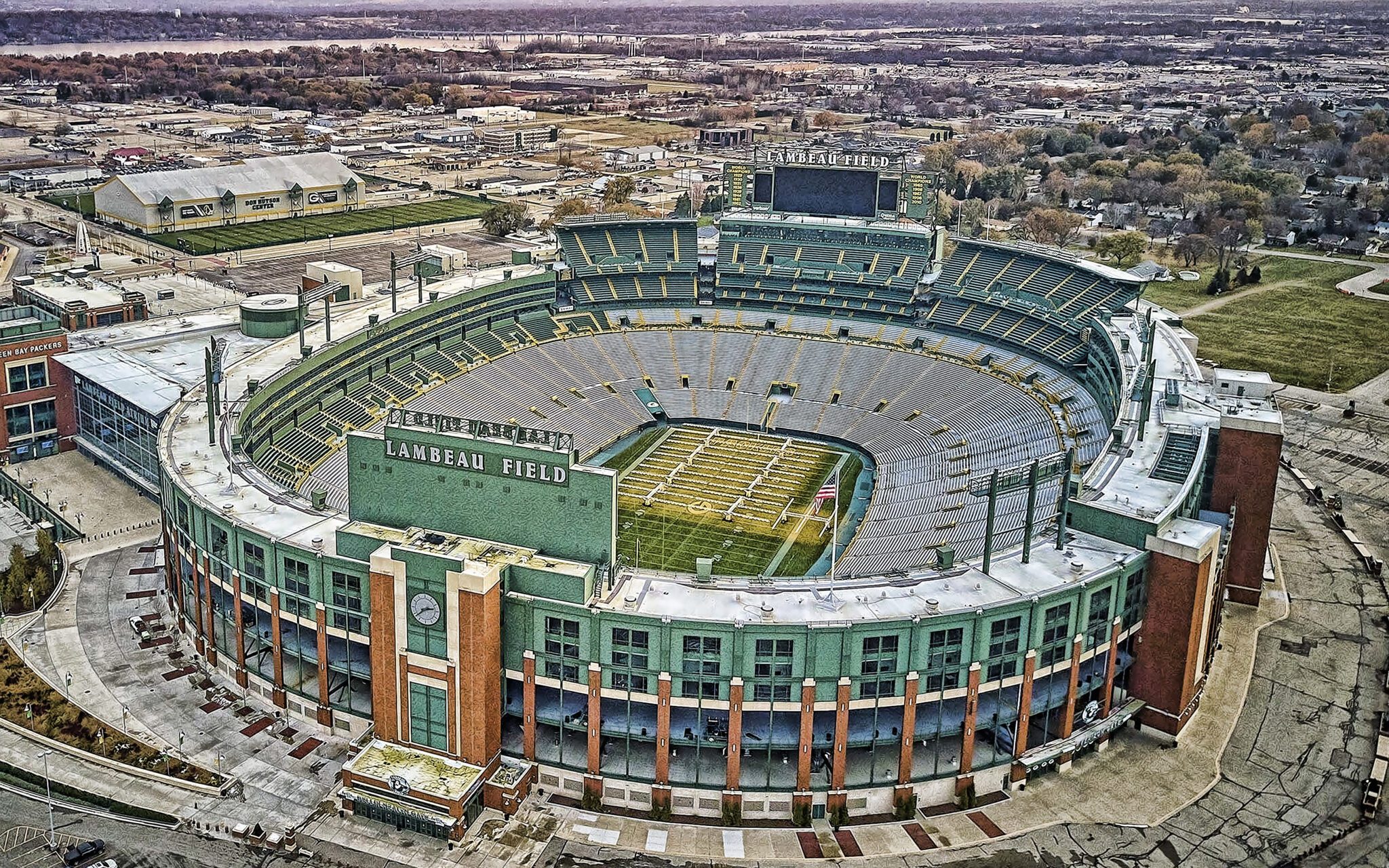 Lambeau Field Parking Guide Tips Maps And Deals World Wire   Lambeau Field Parking 2048x1280 