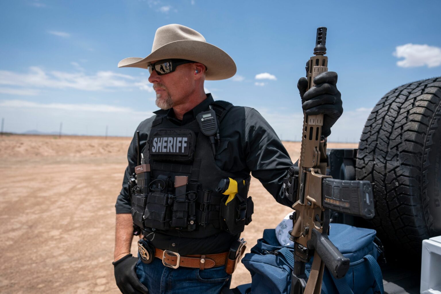 contact-sheriff-mark-lamb-world-wire