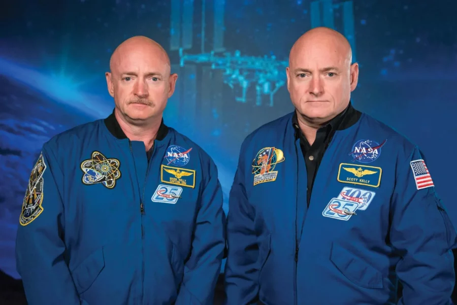 Mark Kelly with Scott Kelly