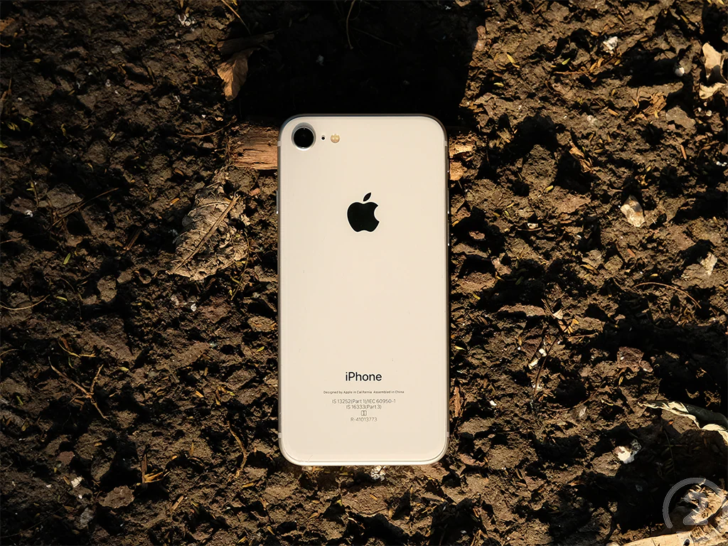 Apple iPhone 8, GSM Unlocked 4G LTE- Gold, 64GB