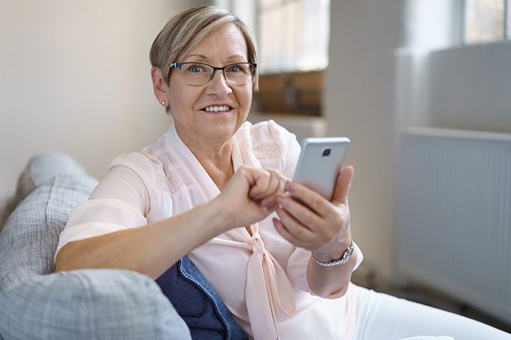Get Free Phones for Seniors in California 