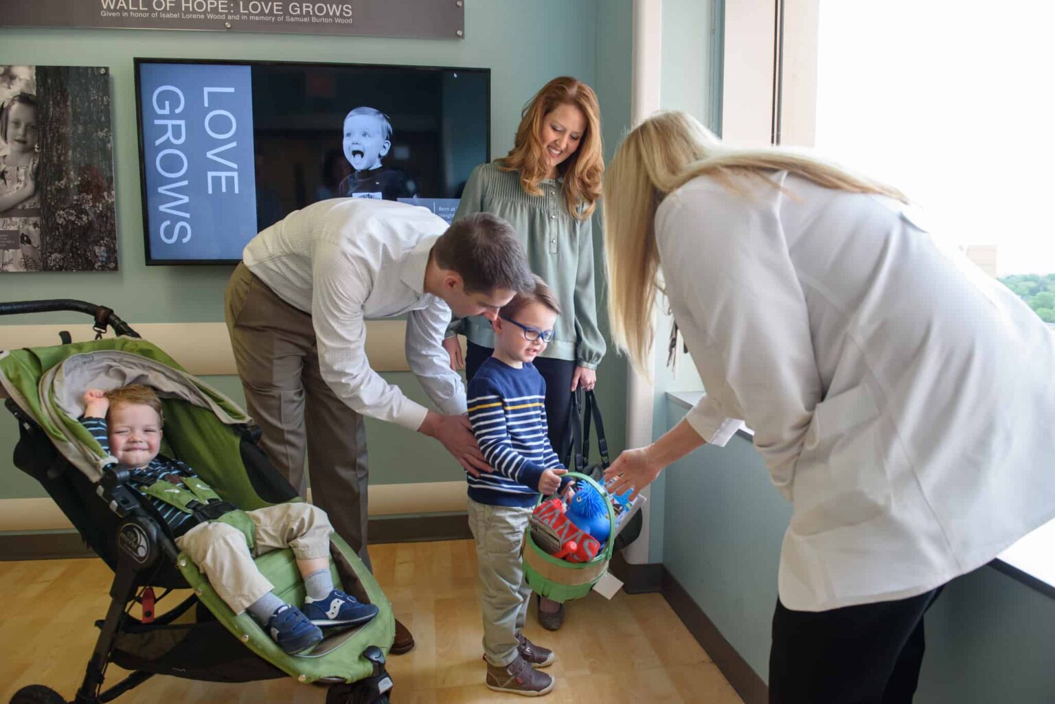 Tom Cotton - Bio, Age, Height, Wife, Net Worth - World-Wire