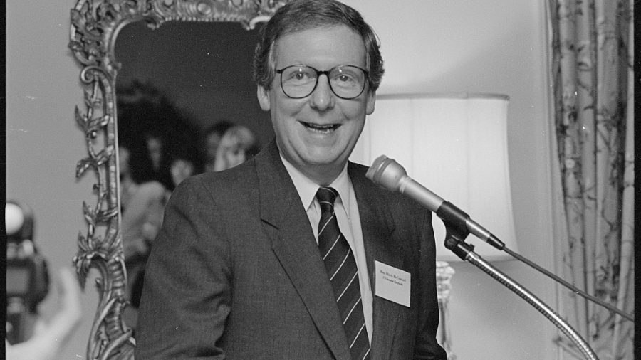 Mitch McConnell Biography and Early Life