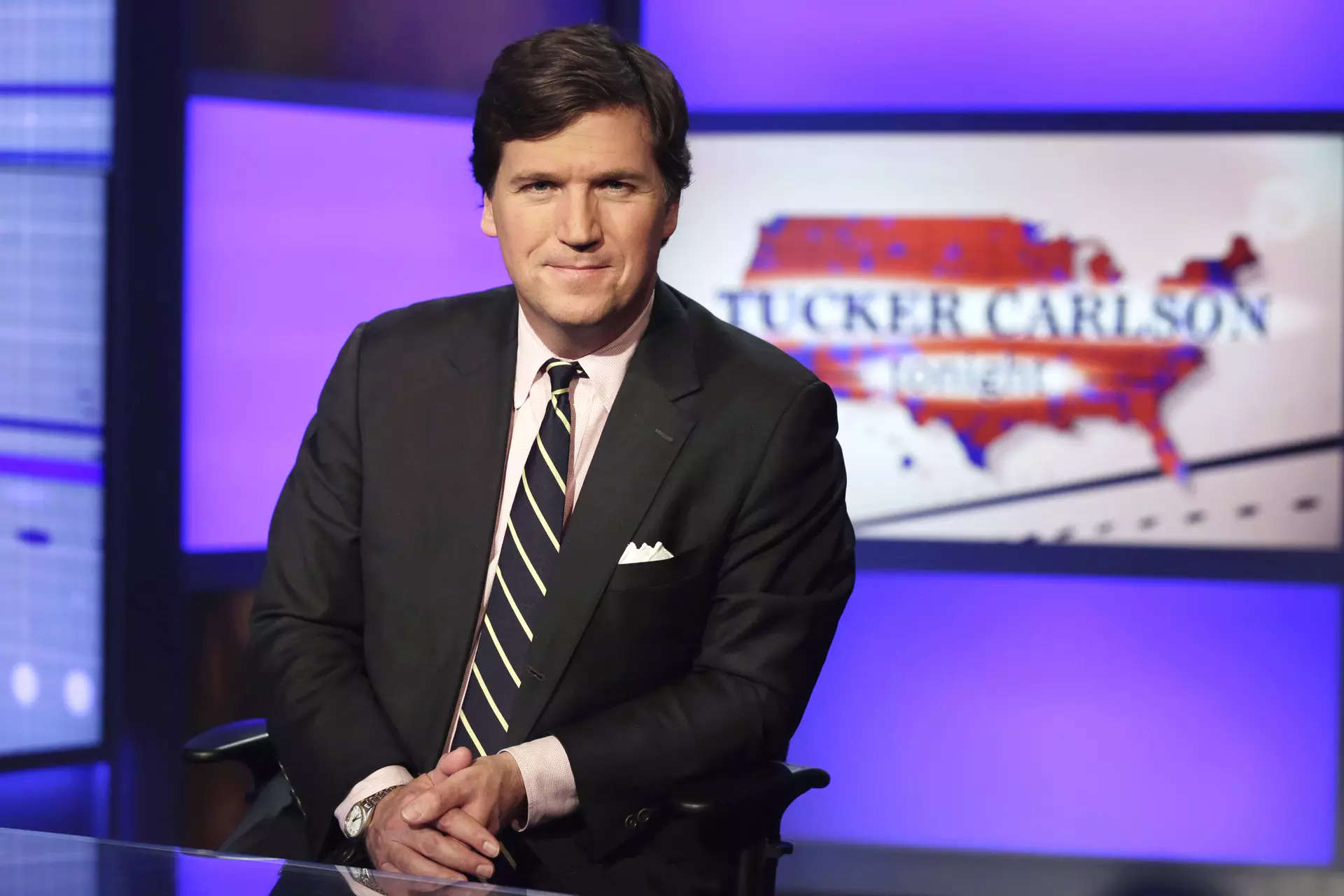 Tucker Carlson Out From Fox News