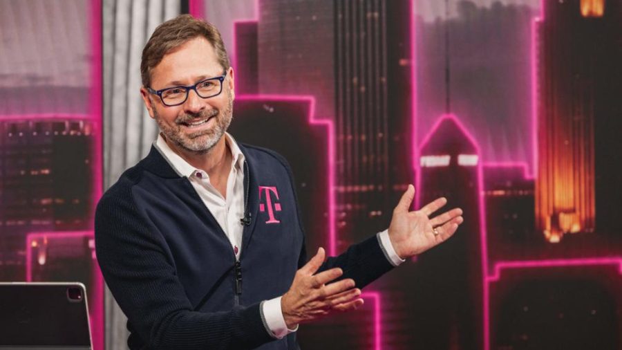 T-Mobile Drop Plan to Shift Customer to Higher Tiers After Backlash