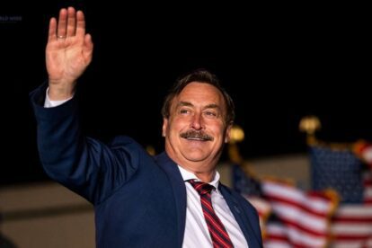 Mike Lindell Slams RNC's Early Voting: ‘Rubbish, You Do Not Vote Early!’